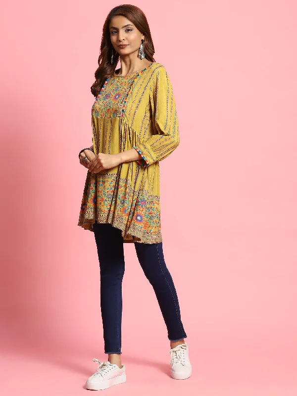 Women Green Floral Printed Tunic