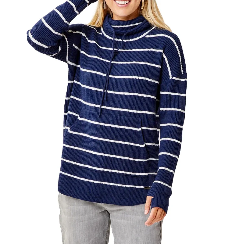 Rockvale Sweater In Navy Mini Stripe