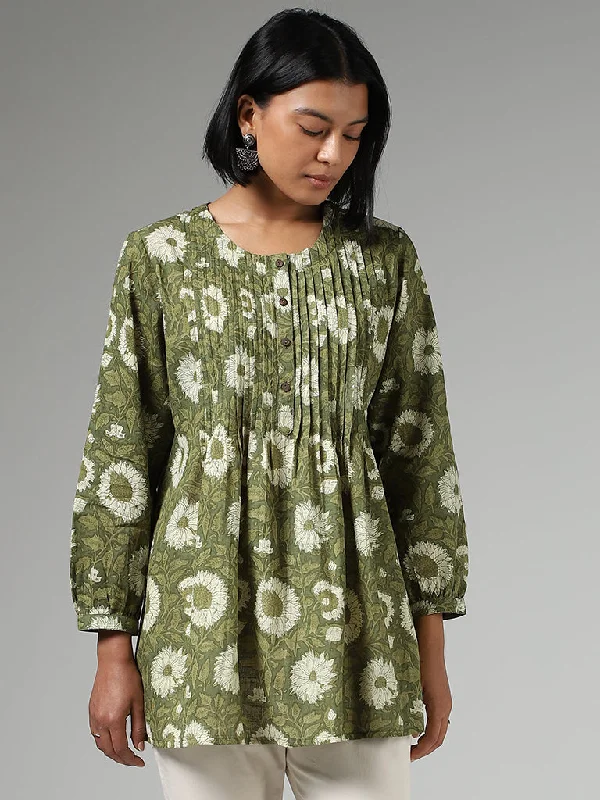 Utsa Green Floral Printed Pleated Cotton Kurti