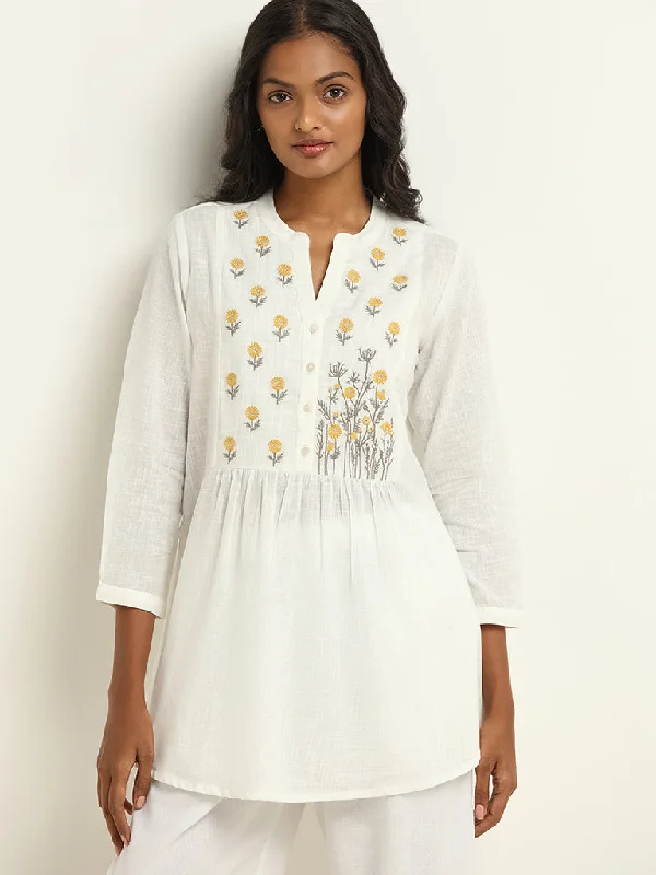 Utsa White Embroidered Kurti