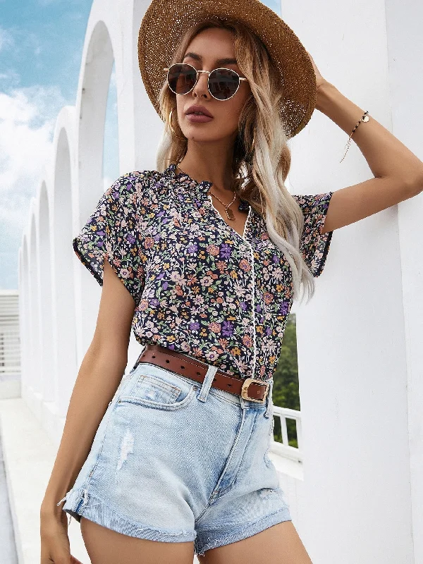 KittenAlarm - V-neck Floral Short-sleeved Chiffon Shirt