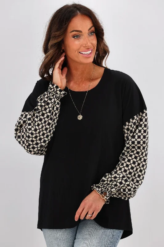 Gloss by Shine On Willa Geo Print Sleeve Top Black