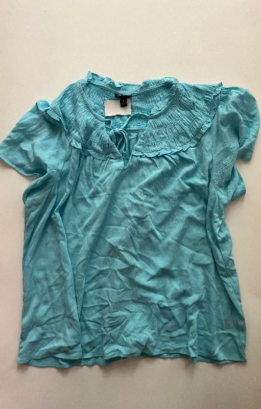 Blue Blouse Short Sleeve Torrid, Size 1x