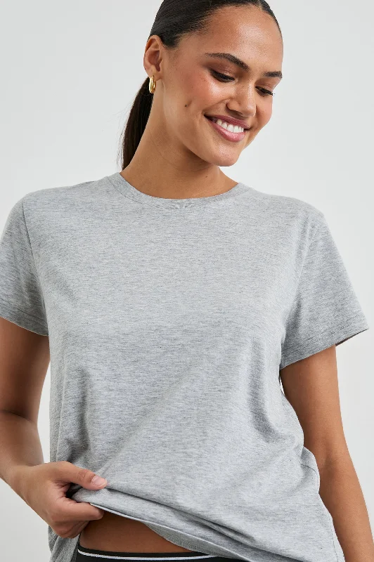 CLASSIC CREW NECK T-SHIRT - HEATHER GREY