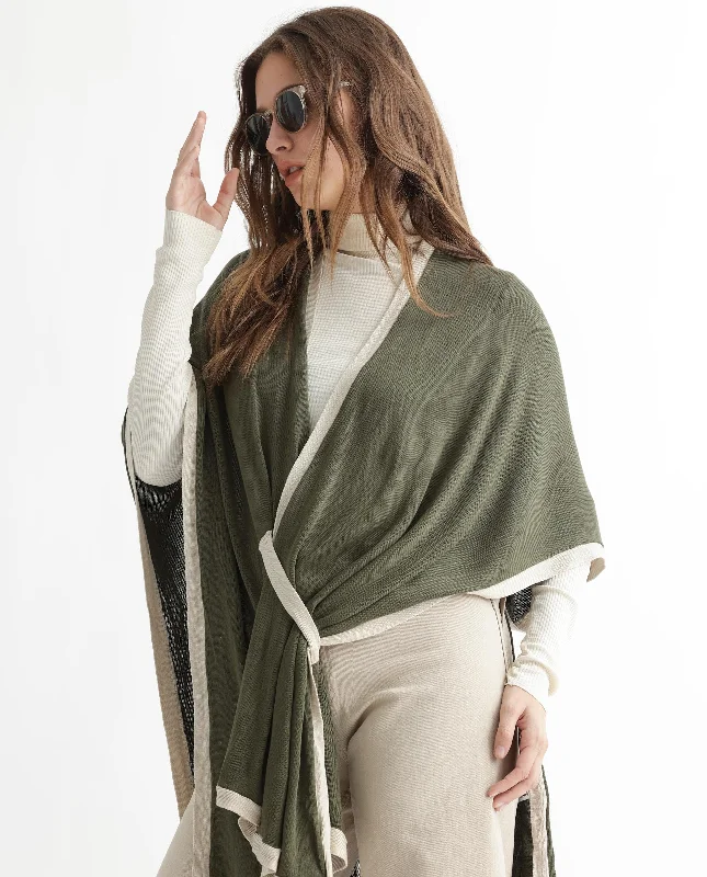 Rareism Women'S Display Olive Viscose Fabric 3/4Th Sleeves Relaxed Fit Solid Collarless Sweater