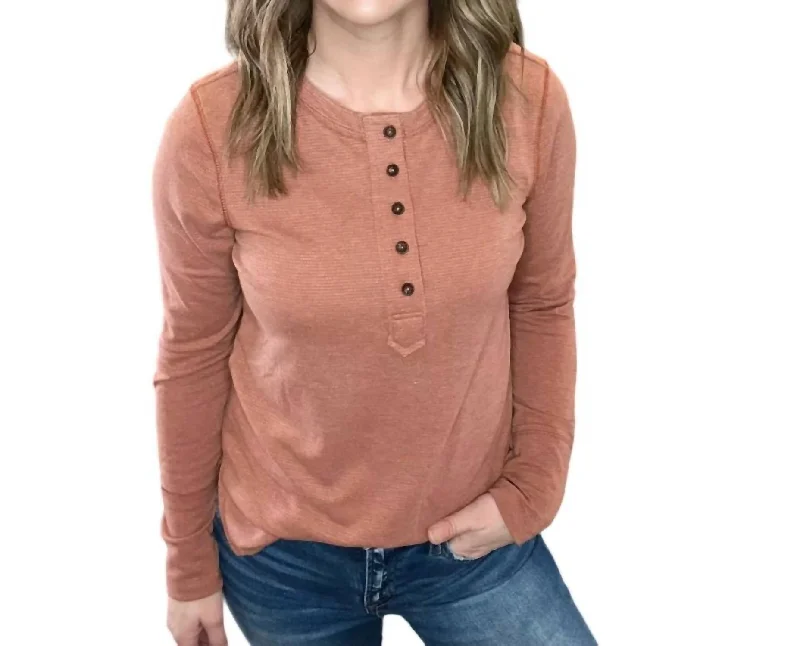 Short Lived Long Sleeve Henley Top In Rust