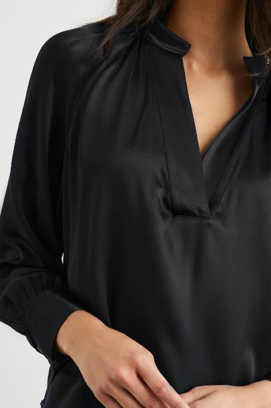 WYNNA TOP - BLACK